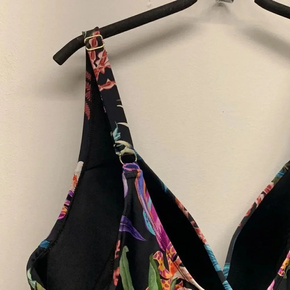 Terra and Sky Bathing Suit Black Floral One Piece Slimming Women's Plus Size 5X - Picture 10 of 13